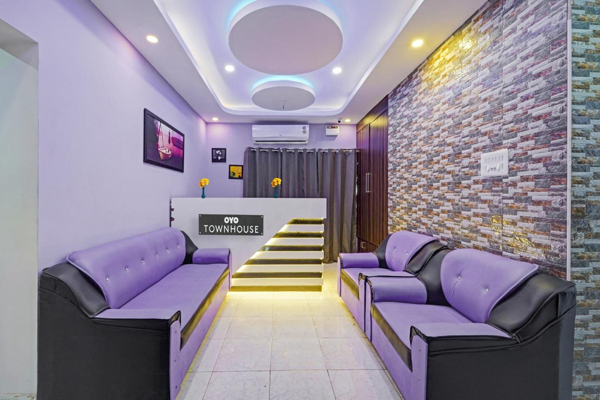 Super Townhouse G Silver Hotels Near Us Biometric Csennai Kültér fotó