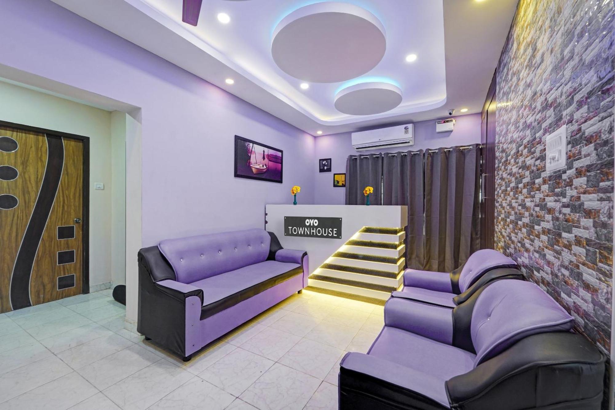 Super Townhouse G Silver Hotels Near Us Biometric Csennai Kültér fotó